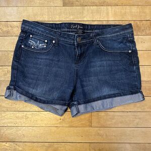 Earl Jean Shorts Women’s Size 11  Dark Wash Denim Juniors